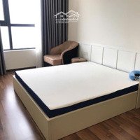 Bán Chung Cư Xuân Thủy - Lô Góc - Full Nội Thất - 3 Ngủ - 80M - Giá Bán 7.65 Tỷ (Cg691396)