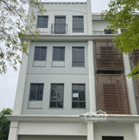 Cho Thuê Nhà Liền Kề Vạn Phúc- Hà Đông Có Thang Máydiện Tích90M2X5 Tầng, Giá 28 Triệu