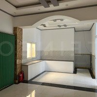 Cho Thuê Nhà Mặt Phố Quốc Lộ 1A, 65 Triệu, 1400M2, 12 Phòng Ngủ 9 Vệ Sinh 4 Tầng, Gần Trung Tâm Cần Thơ