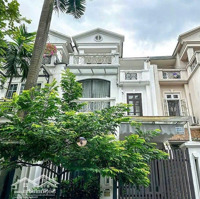 Bán Biệt Thư 126M2 Dãy C2 Ciputra Giá Rẻ