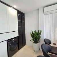 Bán Nhà Riêng Tại Phố Trạm, 9,8 Tỷ, 40 M2, 3 Phòng Ngủ 4 Vệ Sinh 6 Tầng, Q.long Biên, Hà Nội