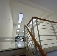 Chính Chủ Bán Shophouse 75M2 Mặt Phố Đi Bộ, 32 Tỷ, Cạnh Góc, Đang Cho Thuê Hợp Đồng 35 Triệu/Tháng