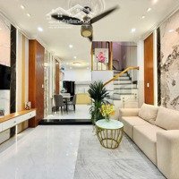 Hiếm! Phố Láng Hạ, Nhà Mới Full Nội Thất, Vài Bước Ra Phố, Ngõ Thông Kinh Doanh,Diện Tích40M2 5T