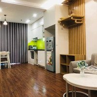 Cho Thuê Gấp Căn Hộ Tại Thăng Long Garden,250 Minh Khai, 12 Triệu Vnd, 75 M2, 2 Phòng Ngủ View Đẹp