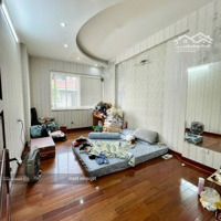 Bán Nhà Mặt Phố Huế , Hai Bà Trưng Mặt Tiền 8.2M Sổ Vuôngdiện Tích156M2 Giá 750 Triệu/M2 Chỉ Có 1-0-2