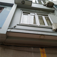 Nhà 5 Tầng Nguyễn Đình Hoàn, 7 Phòng Ngủ, Ngõ Thông, Ôtô Cách 20M. 9.5 Tỷ