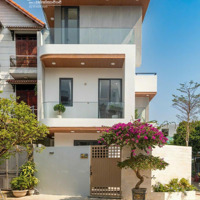 Hạ Giá - Bán Nhanh Biệt Thự 2 Mặt Tiền Đường Nguyễn Sơn - Hải Châu. Ngay Sát Bờ Sông Thăng Long