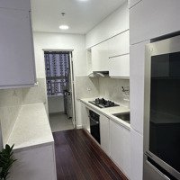 Bán Căn Hộ 99M2 Có Ban Công Lớn Sunrise City Central Nhà Đẹp, View Trực Diện Hồ Bơi Và Quận 1