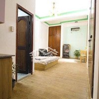 Cho Thuê Căn Hộ Cửa Sổ Lớn Ngay Etown Tân Bình, Rộng Gần 40M2
