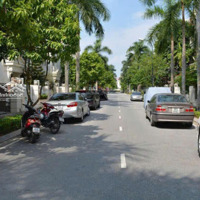Chính Chủ Gửi Bán Nhanh Căn Biệt Thự Tuyệt Đẹp 180M2, Hướng Nam, Gần Công Viên Kđt Ciputra, Tây Hồ