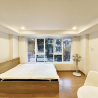 Thuê Ngay Studio Tại Mê Linh Gần Landmark. Giá 8 Triệu7. Liên Hệ: 0909397366