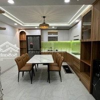 Bán Nhà Siêu Đẹp - Vào Ở Ngay Cmt8 - Phường 5 - Tân Bình -Hẽm Xe Hơi- 60M2