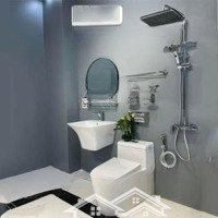 Bán Nhà Phố Giảng Võ, 55M2, Tầng 1 Tt, Kinh Doanh - Ô Tô Đỗ Cửa - Gần Phố, Giá Bán 4 Tỷ