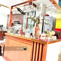 Nhà Đẹp Đón Tết - Bán Nhà 1 Trệt 2 Lầu + St 90M2 Kdc Nam Long - Liền Kề Global City Giá Chỉ 9,5 Tỷ