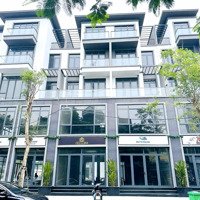 Shophouse Mặt Đường Siêu Hot Tại Số 3 Lê Lai Harbour Center, 97M2