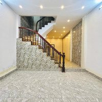 Nhà Hiếm Ngõ 281 Trương Định Hoàng Mai - 40M2*4T*Mt 4.3M - Giá Bán 4.15 Tỷ - Ngõ Thông