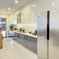 Căn Hộ 3 Phòng Ngủ Tại Vinhomes Central Park Cho Thuê