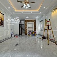 Lô 4 Căn Xây Mới
-Mặt Ngõ Ba Gác Tránh
- 6 Tầng Thang Máy
-60M Ra Mặt Phố Yên Hoà
-Full Nội Thất