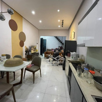 Bán Gấp Nhà Mặt Ngõ Kinh Doanh Đường Định Công Thượng. Ô Tô Đỗ Cửa. 43M2- 5 Tầng.