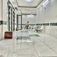 Giảm 600 Triệu Bán Trước Tết - Nhà Nở Hậu Tài Lộc - 6 Tầng Có Thang Máy - Hoan Công Đủ - Hẻm Xe Tải