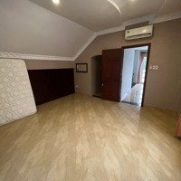 Bán Biệt Thự Căn Góc Khu Trung Sơn. Gần Cầu Him Lam. Dt:10X20M. Hầm, Trệt, 3 Lầu. Nôi Thất Cao Cấp.