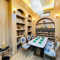 Nhà Đẹp Nhất Quận Đống Đa, 10M Ra Oto Tránh Nhau, Di Chuyển Thuận Tiện Các Khu Vực
