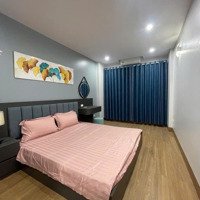 Nhà Phố Ngọc Thụy, Nhỉnh 7 Tỷ , 40M2X5 Tầng, Ô Tô Vào Nhà.