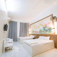 Bán Khách Sạn Sầm Sơn Kinh Doanh Tốt. Diện Tích 1000M2. Giá Bán Gấp