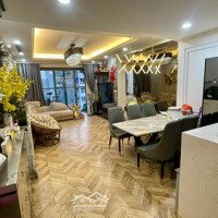 [Chính Chủ] Bán Gấp Căn Hộ 3Pn2Vs Căn Góc Full Đồ Nội Thất, Có Slot Ô Tô View Thoáng Đẹp Mát