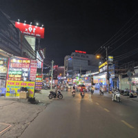 Nhà Nhỏ Khu Vực Trung Tâm - Gần Vincom Lê Văn Việt - Sổ Hồng Riêng - Nở Hậu Tài Lộc