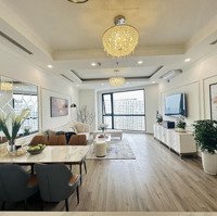 Chính Chủ Bán Căn Hộ Chung Cư Cao Cấp Royal City. Diện Tích: 130M2. Giá Bán 11,5 Tỷ