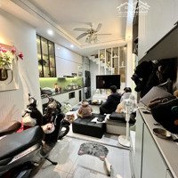 Bán Nhà Đặng Tiến Đông, Trung Tâm Quận Đống Đa, Nhà Đẹp, Ngõ Nông, Thông Các Ngả, 33M2, 6.35 Tỷ