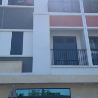 Chính Chủ Bán Nhà Lavela Garden 5.2*12M 2 Lầu 3 Phòng Ngủ View Công Viên Thoáng Mát, Sổ Hồng Hoàn Công