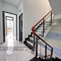 Cực Hot! Bán Gấp Nhà Đẹp 3 Tầnghẽm Xe Hơinhất Chi Mai,Diện Tích4X11M, Giá Bán 5 Tỷ 9 Tl