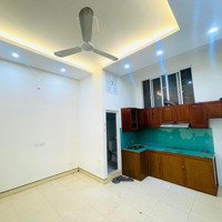 Cần Bán Gấp Nhà Riêng Tại Đường Phú Đô, Nam Từ Liêm. 5,5 Tỷ, 46M2, Gần Chợ Gần Trường Full Tiện Ích