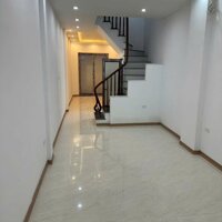 Bán nhà xây Độc Lập tại Thạch Bàn, Long Biên. Ngõ thông, Gần ô tô. 40m x 4.5T