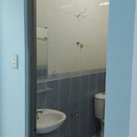 Nhà Trọ Nguyên Căn Cần Cho Thuê Gấp 4X15M Có 1 Lửng Và Sân Để Xe, Phù Hợp Để Ở Không Kinh Doanh 8 Triệu