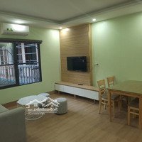 Cho Thuê Căn Hộ Cao Cấp 40,50M2, Thang Máy, Đủ Đồ Kim Mã, Núi Trúc