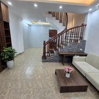 Bán nhà Nguyễn Văn Cừ, Long Biên, ô tô, 45m2, 5 tầng, 5 tỷ 35