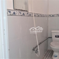 Phòng 35M2, Có Gác, Wc Riêng, Giờ Tự Do, Chính Chủ, Gần Chợ Bà Chiểu