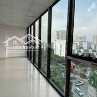 Cho Thuê Nhà Mặt Phố Võ Chí Công. Diện Tích: 120M2X5T. Mt: 6M