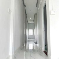 NHÀ 1 TRỆT 1 LẦU CÓ SÂN ĐẬU Ô TÔ PHƯỜNG 8 TP VĨNH LONG