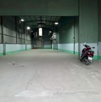 Cho thuê 400m2 xưởng Tân Phước Khánh có điện 3 pha đường container giá 18 tr có thương lượng