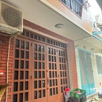 --Bán nhà đường Nguyễn Trọng Tuyển Tân Bình; 4x16, 3 tầng, HXH 4m