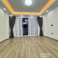 Cực Đẹp! Cho Thuê Gấp Nhà Linh Lang, Đội Cấn, 4 Chỗ Đỗ Cửa. 40M2*3T, 3 Phòng Ngủ Mới. Kd Online. 10. 3 Triệu/Th