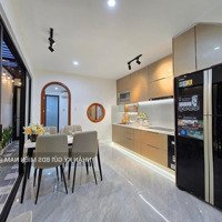 Nhà Ngộp 100M2, Ngay Đường Dx023, Phú Mỹ, Tdm, Cách Trường Sân Bóng Phú Mỹ Khoảng 200M, Shr