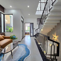 Chủ Định Cư Cần Bán Gấp Nhà Minh Phụng, P2, Q11, 105M2, 4Tỷ 500 Triệu, Cho Thuê 25 Triệu, Sổ Sẵn.