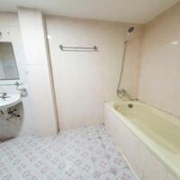 CHO THUÊ MP  GIẢI PHÓNG, HOÀNG MAI, 102M2, 4 TẦNG, 6 PHÒNG, 6 WC, 35 TRIỆU - VỈA HÈ RỘNG