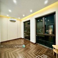 Bán Gấp Nhà Nguyễn Trãi, Quận Thanh Xuân .Nhà Đẹp 68M2- 5 Tầng- 3 Mặt Thoáng-Sổ Nở Hậu