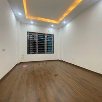 Bán Gấp Trước Tết, Nr Đẹp Tại Đường Phú Đô, 6,9 Tỷ, 32M2, 6 Tầng, 4 Phòng Ngủ 5Wc